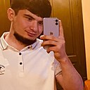 Тахир, 21 год