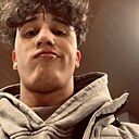 Максим, 21 год