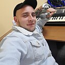 Гриша Петросов, 36 лет