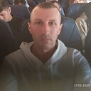 Асад, 42 года