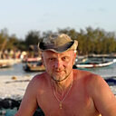 Димон, 44 года