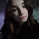 Вика, 22 года