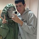 Максим, 19 лет