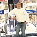 Заир, 33 года