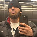 Адам, 33 года