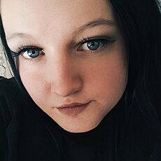 Фотография девушки Полина, 19 лет из г. Райчихинск