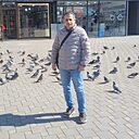 Роман, 25 лет