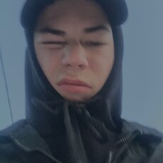 Фотография мужчины Никита, 18 лет из г. Майкоп