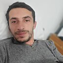 Беслан, 33 года