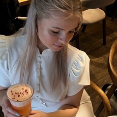 Фотография девушки Алёна, 19 лет из г. Москва