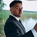 Виктор, 33 года