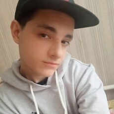 Фотография мужчины Андрей, 18 лет из г. Смоленск