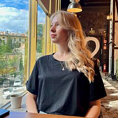 Фотография девушки Елизавета, 18 лет из г. Санкт-Петербург