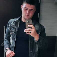 Фотография мужчины Артём, 26 лет из г. Воронеж