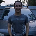 Артём, 24 года