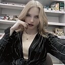 Карина, 18 лет