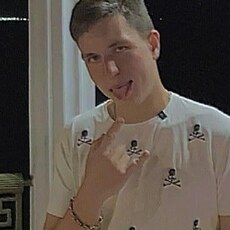 Фотография мужчины Михаил, 19 лет из г. Камышин