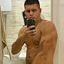 Артём, 22 года