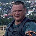 Михаил, 33 года