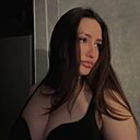 Поли, 24 года