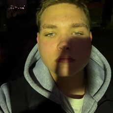 Фотография мужчины Рома, 18 лет из г. Ростов-на-Дону