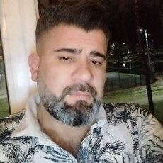 Фотография мужчины Елшан, 40 лет из г. Санкт-Петербург