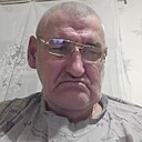 Володя, 61 год