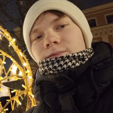 Фотография мужчины Владимир, 18 лет из г. Санкт-Петербург