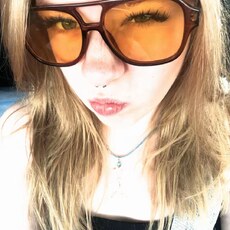 Фотография девушки Дарьч, 18 лет из г. Нижневартовск