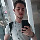 Мустафа, 21 год