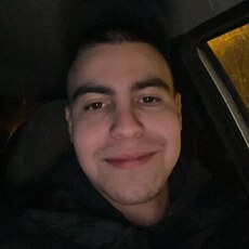 Фотография мужчины Илья, 22 года из г. Тольятти