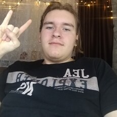 Фотография мужчины Игорь, 19 лет из г. Ессентуки