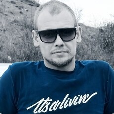 Фотография мужчины Юра, 28 лет из г. Макеевка