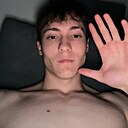 Максим, 18 лет