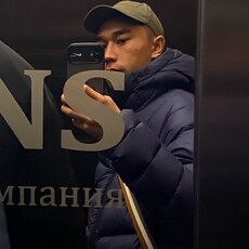 Фотография мужчины 𝔼𝕣𝕫𝕙𝕒𝕟, 21 год из г. Астана