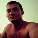 Михаил, 33 года