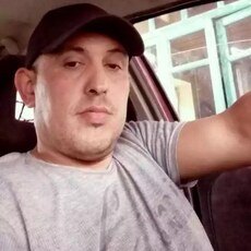 Фотография мужчины Шохжахон, 19 лет из г. Худжанд