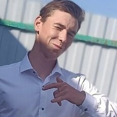 Фотография мужчины Данëк, 19 лет из г. Курск