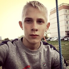 Фотография мужчины Артём, 20 лет из г. Сургут