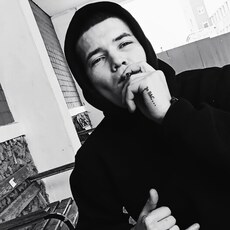 Фотография мужчины Евгений, 19 лет из г. Уссурийск