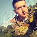 Максим, 24 года