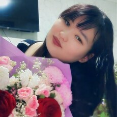 Фотография девушки Амина, 21 год из г. Омск