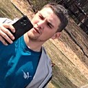 Витя, 24 года