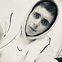 Сурхан, 21 год