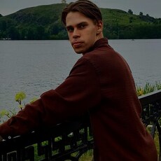 Фотография мужчины Владислав, 20 лет из г. Нижний Тагил