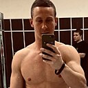 Валера, 32 года