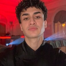 Фотография мужчины Арам, 21 год из г. Хабаровск