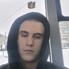 Фотография мужчины Михаил, 19 лет из г. Киров
