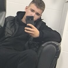 Фотография мужчины Дмитрий, 18 лет из г. Курск