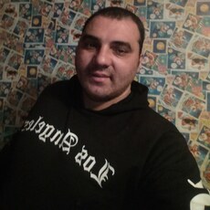 Фотография мужчины Mateescumihai, 37 лет из г. Râmnicu Vâlcea